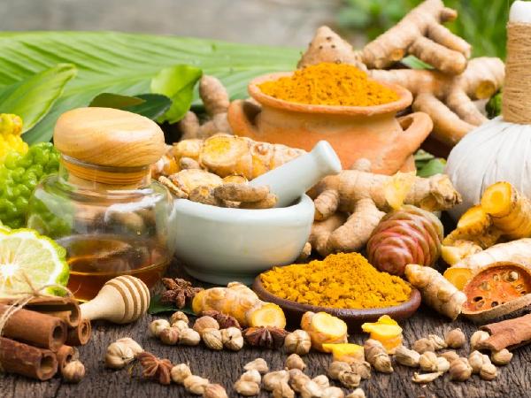 Photo of Eight Plant-Based Home Remedies for Bug Bites and Stings