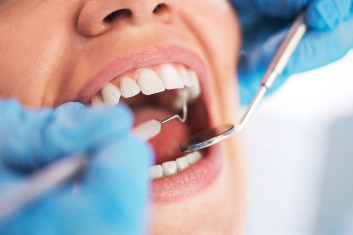 Photo of MP calls NHS summit on Portsmouth dentist closures